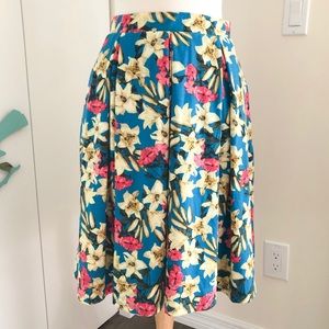 LuLaRoe Small Madison Skirt